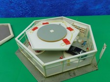 D05 Faller H0 Gebäude BMW Autohaus Karl Müller Austellungsraum fertig gebaut