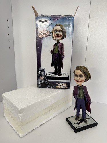Neca the joker head - the,