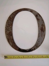 Vintage Industrie Stahl Buchstabe "O" - großes Blechschild, rustikale Patina