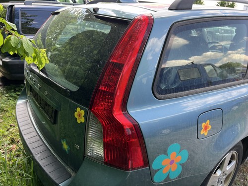 Original volvo v50 facelift - v50,