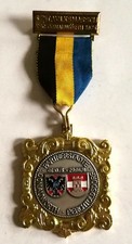 Anstecknadel 4. Int