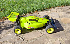 Vintage Kyosho Lazer Alpha RC buggy 1/10