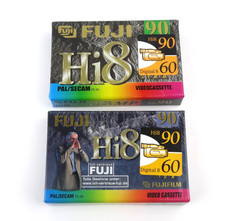 2 x Fuji Hi8 Kassetten 90