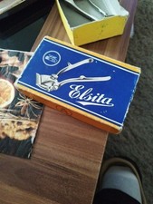 Zwei Tierhaarschneider manuell Scharf