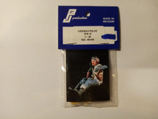 PJ Production -Polyresin Figuren Bausatz 1:48 für Modellbau  "German  Pilot WWII