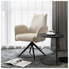 Stuhl mit Armlehnen und