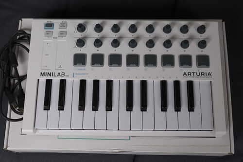 Minilab arturia mkii - minilab,