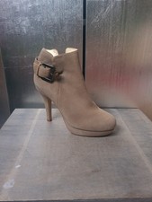 Neue BUFFALO Stiefeletten Gr 36 beige Stiefel High Heels Plateauschuhe 1867