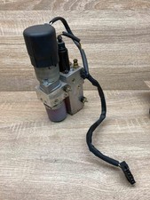 7111867 HB70401 002  Tailgate