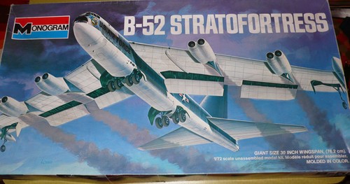 Monogram 8292 b 52 - 1:72,
