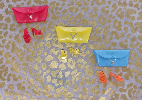 Wow barbie vintage clutch - barbie,