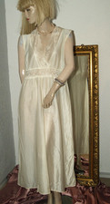 Stolzes zartes Vintage Nylon * Relon Negligee * NACHTKLEID champagner Traum 48