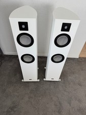 Gauder Akustik Vescova Black Edition High End Standlautsprecher in weiß