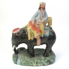 Uralte Staffordshire Keramik