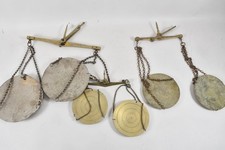 N92V31- 3x Waage meist Messing mit je 2 Waagschalen Aufhängung ua gemarkt