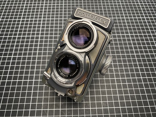 Baby rolleiflex 4x4 - 4x4, grey