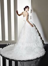 Hochzeitskleid A-Linie Amour Bridal Brautkleid Weddingdress Blumen Rosen Dress