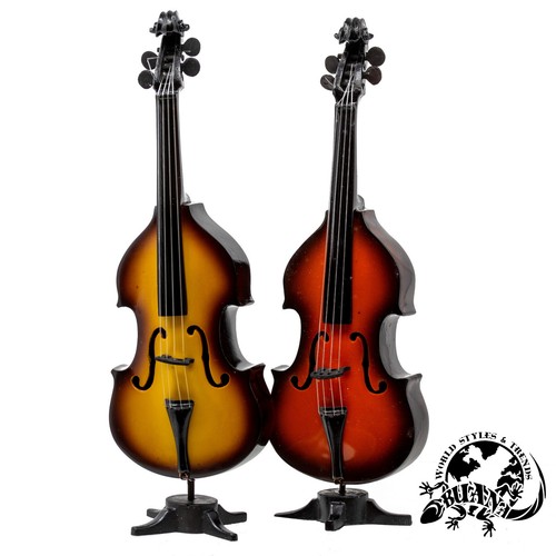 Bass miniatur - miniatur,