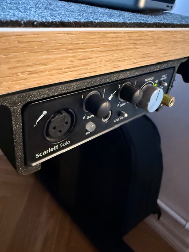 Halterung für focusrite - halterung,
