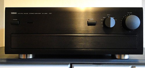 Yamaha 1050 rs - ax-1050,