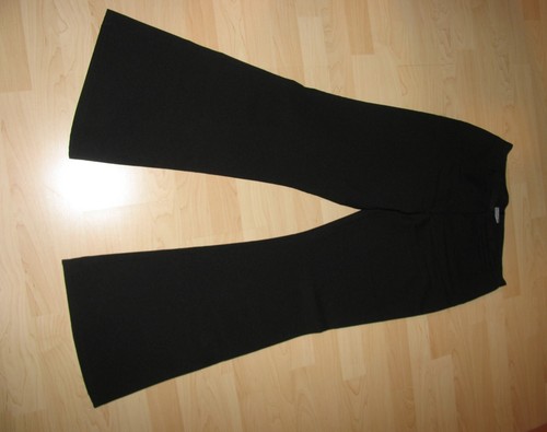 Schwarze hose city - *,