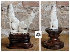 Wolf Schnitzereien Statue