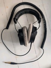 beyerdynamic DT 990 PRO