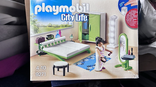 Playmobil city life set - city,