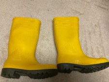 Gelbe Gummistiefel Hevea