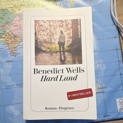 Benedict wells hard - –,