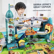 Autorennbahn mit Löwenmotiv