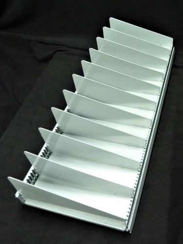 Fächer 10x aus metall - aus, silber