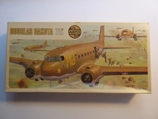 Airfix 04003   Douglas DC3 Dakota    1/72 vollständig/gute Box