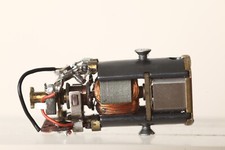 Trix H0 Ersatzteil für V 100 1009   Motor   (236542)
