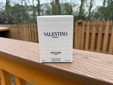 VALENTINO DONNA BORN IN ROMA