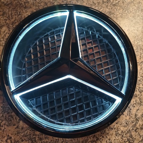 ***BELEUCHTETER/Mercedes-Stern