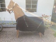 Pferdedecke Abschwitzdecke schwarz 155cm Kreuzgurt
