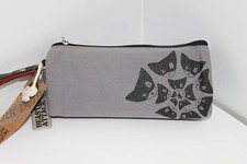 Dark Dudes   * Schlamperetui /