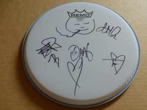 Alien ant farm signed - farm,