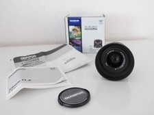 TOP / Olympus M.Zuiko Digital EZ-M2518 25 mm F/1.8 AF MFT Objektiv / OVP