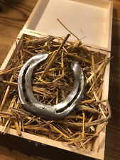 Hufeisen mit Geschenkbox! Ideal als Glücksbringer mit Motiv zur Hochzeit