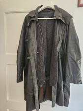 OSKA Mantel schwarz Gr.3 Shell