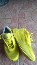 Sportschuhe (Frauen/Herren)