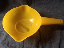 Tupperware Sieb Goldregen gelb
