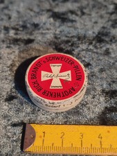 alte kleine Blechdose