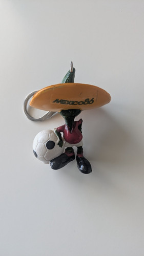 Fifa maskottchen pique wm - fifa,