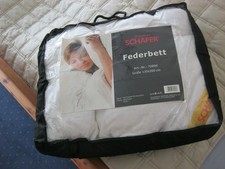 HOCHWERTIGES  FEDERBETT MIT