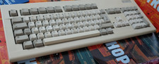 Commodore Amiga 2000 Tastatur (extern) works (+ cord) 16-bit classic keyboard vg