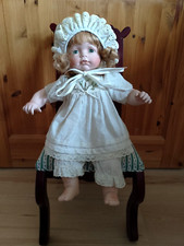 M&J Hummel Puppe, Porzellan