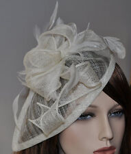 Fascinator am Haarreif Haarschmuck Hochzeit IVORY CREME Minihut Blume